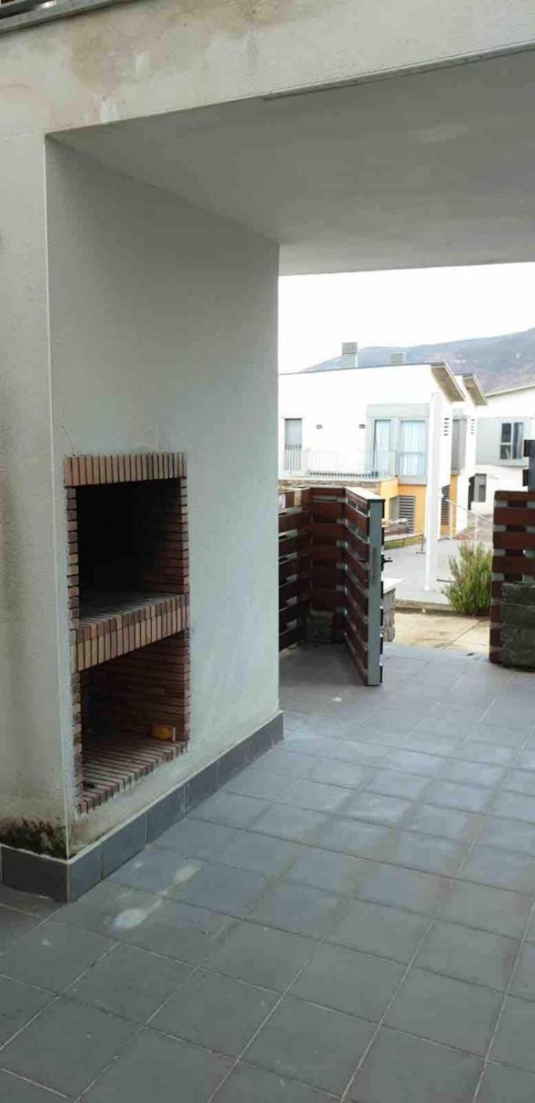 Chalet Adosado Entero, Bbq Y Piscina Comunitaria Sabiñánigo Extérieur photo
